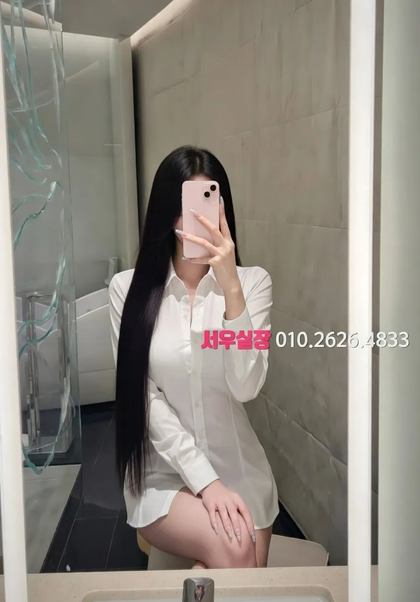 광장시장 미러룸 프리미엄 라인업 9번 프로필