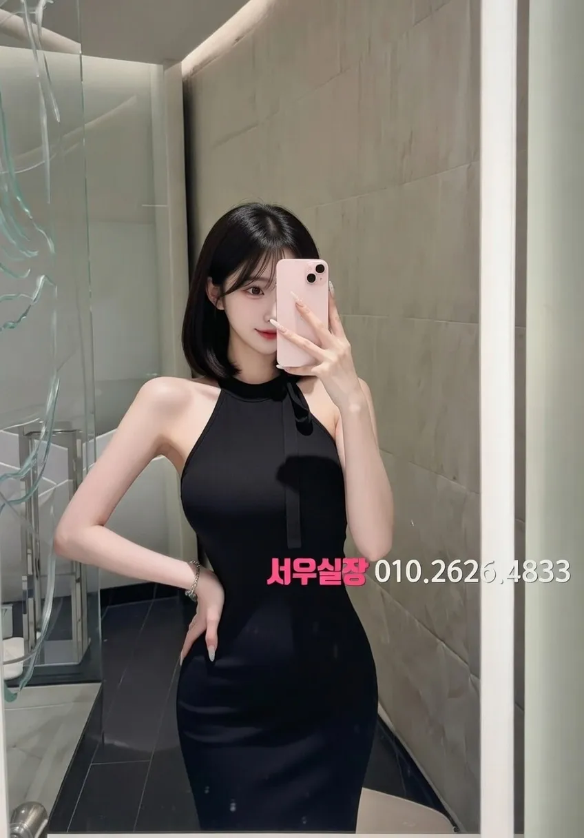 광장시장 미러룸 프리미엄 라인업 2번 프로필